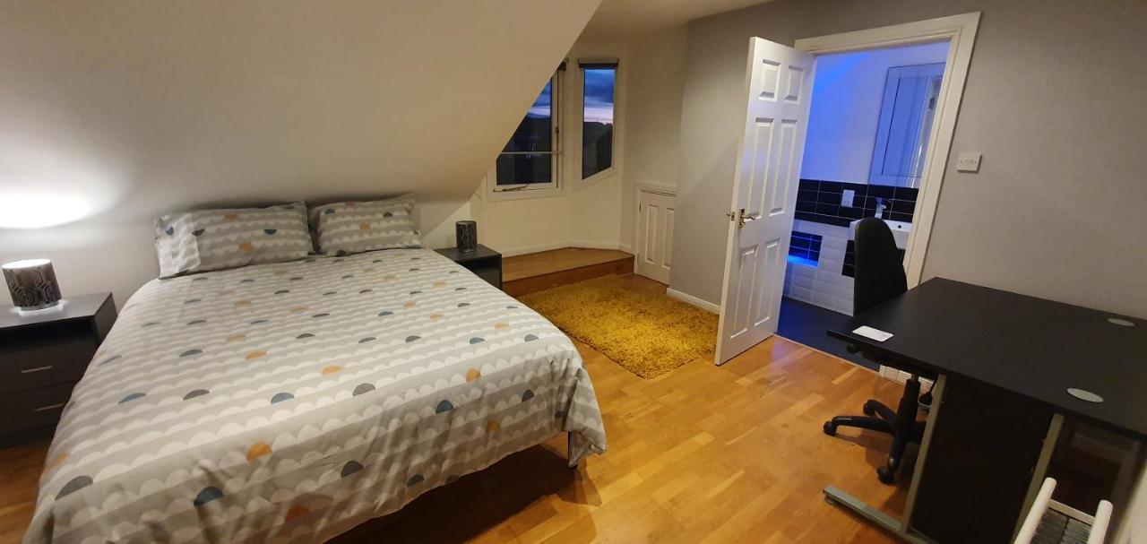 Spacious, Modern 3 Bedroom Luxury Flat In Centre Location Broughty Ferry Exteriér fotografie