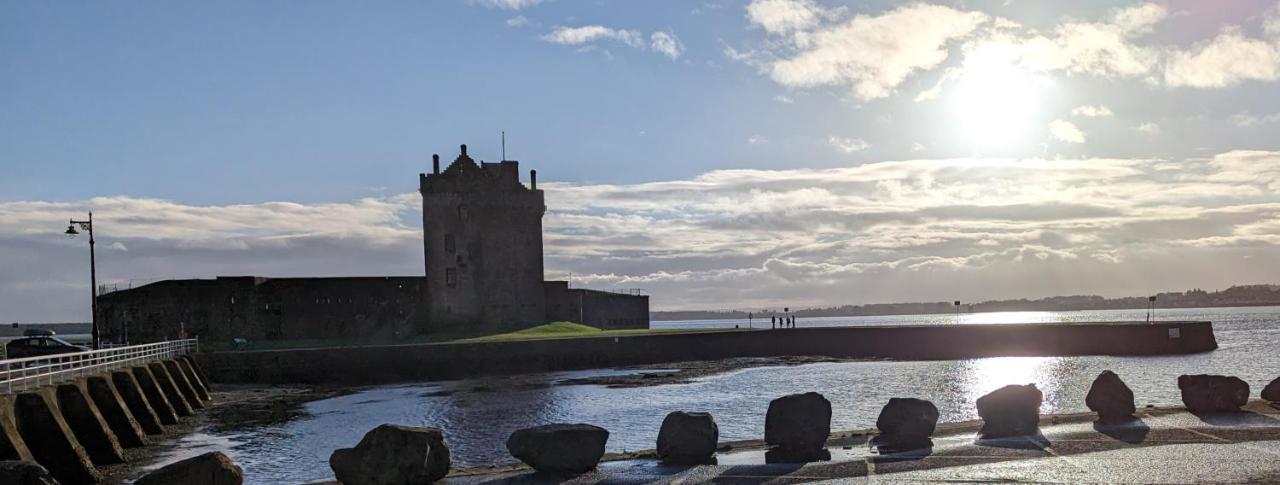 Spacious, Modern 3 Bedroom Luxury Flat In Centre Location Broughty Ferry Exteriér fotografie